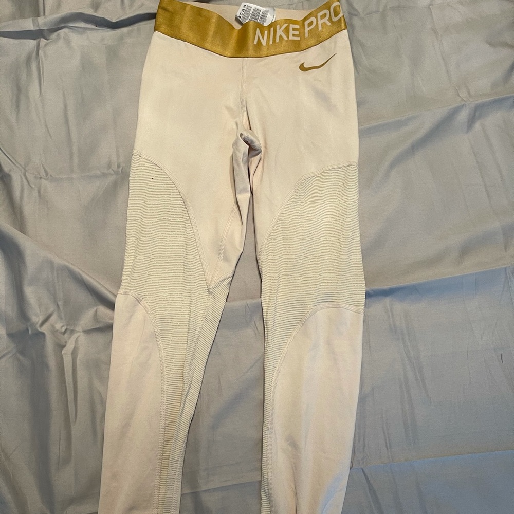 Nike pro leggings